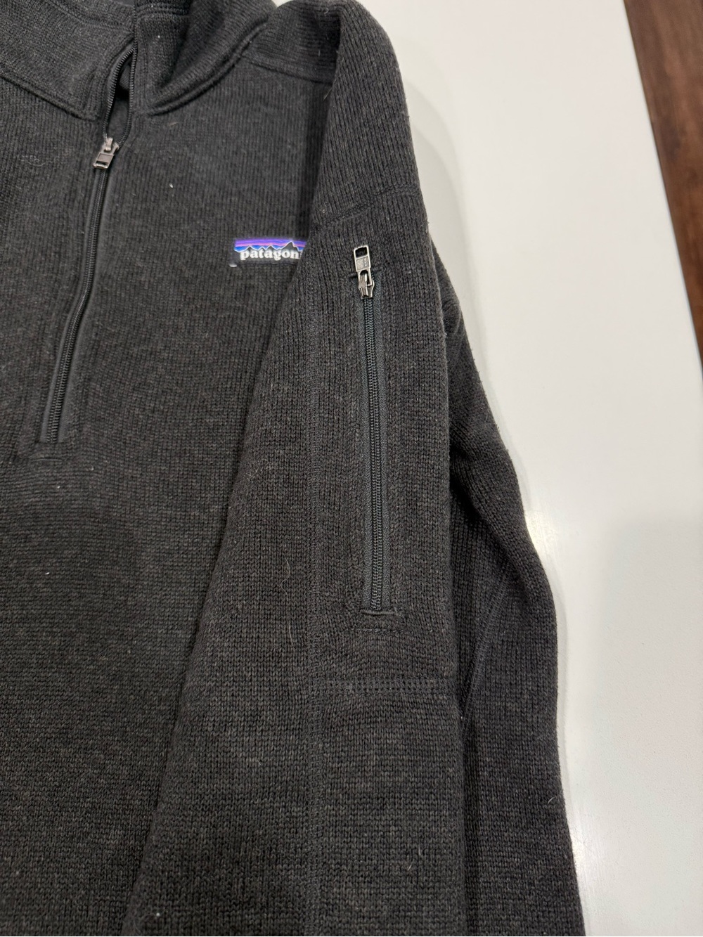 Patagonia Men's Charcoal Quarter-Zip Fleece Pullover-Medium - Picture 3 of 7